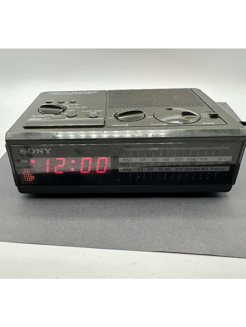 Sony Dream Machine Clock Radio FM AM Digital Alarm Vintage Black 1980s